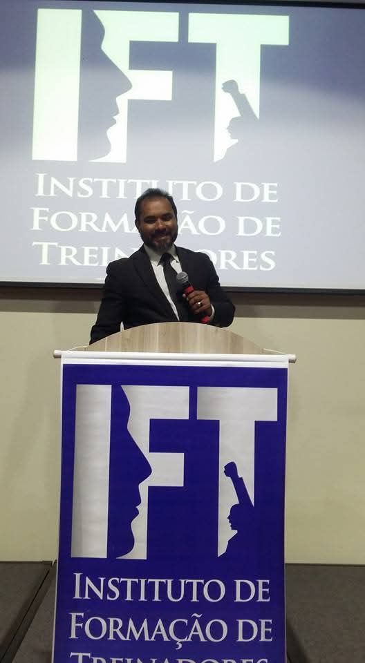 Manassés no Instituto de Formação de Treinadores